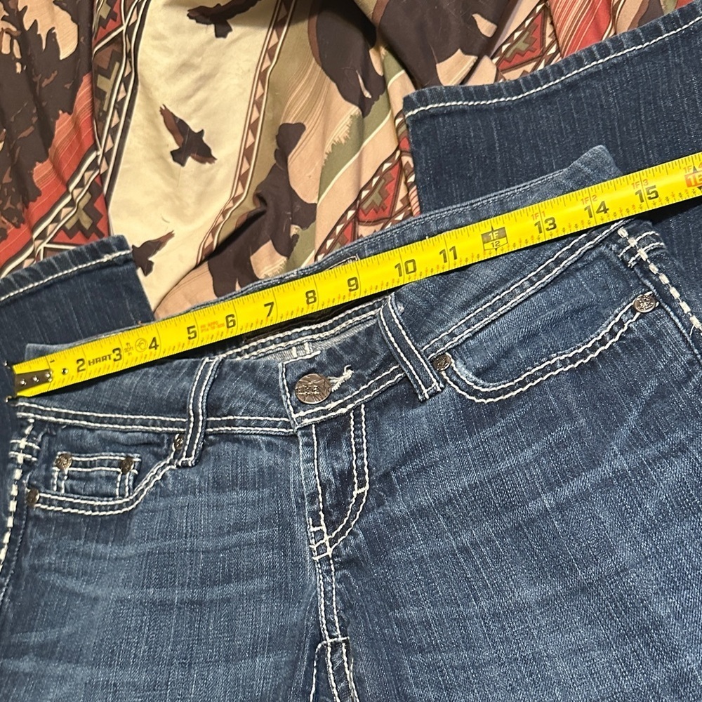 763.   BKE Starlite Blue Cropped Jeans with White Stitching size 26 - Picture 7 of 11
